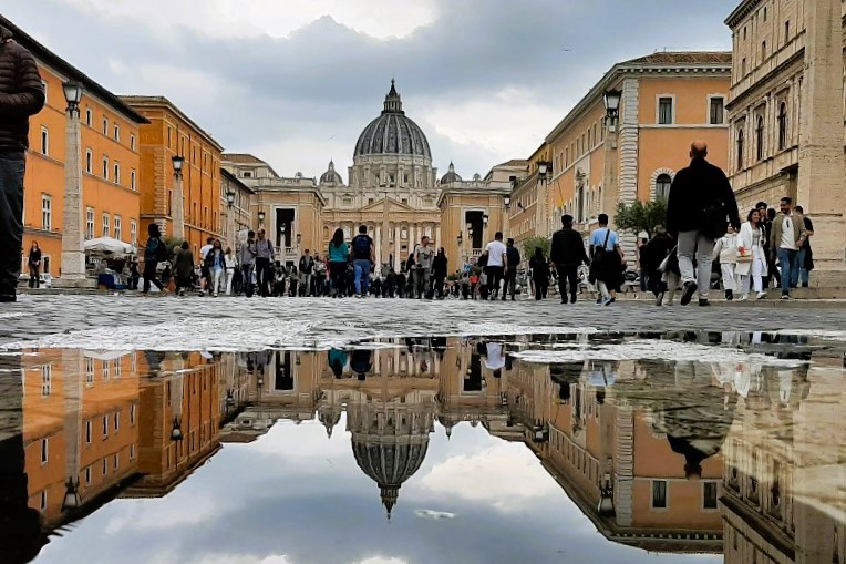 Leia mais sobre o artigo Cidade do Vaticano: além da Basílica